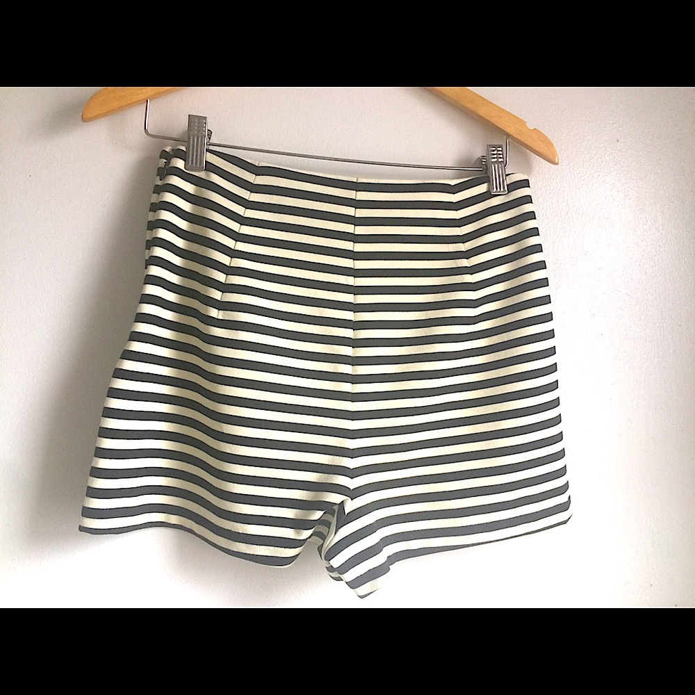 FREE PEOPLE Stripe Ponte Shorts - Picture 7 of 11